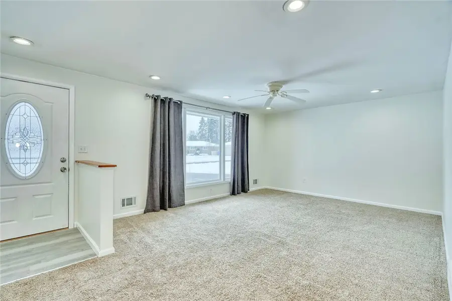 146 Frandee Lane, Rochester, NY 14626 - Image #3