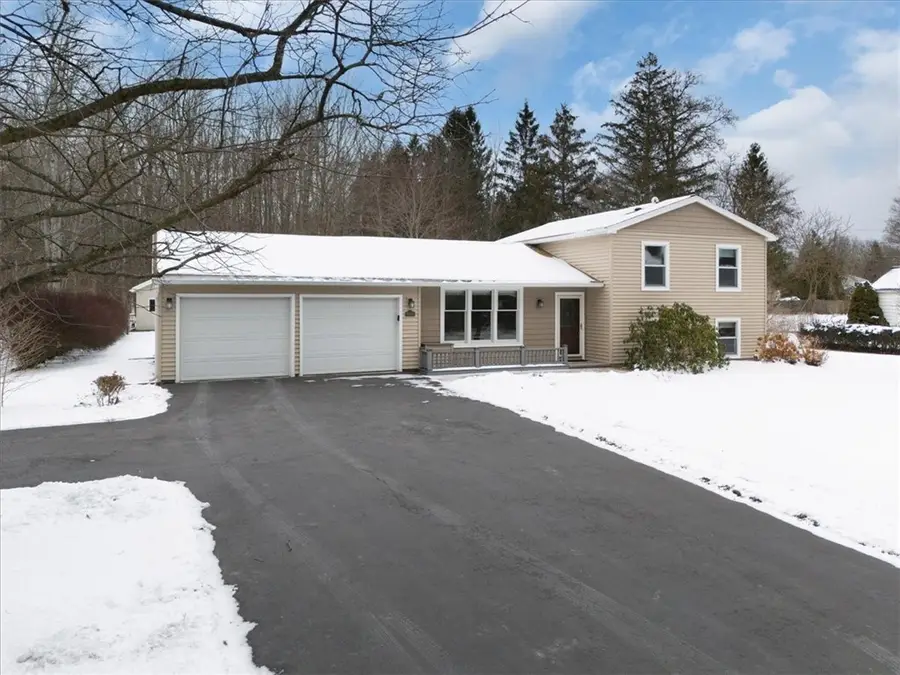 6855 Furnace Road, Ontario, NY 14519 - Image #2