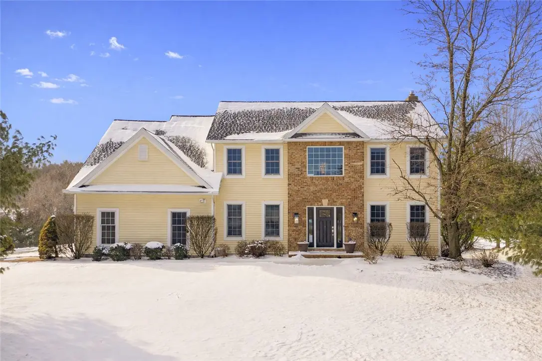 7671 County Road 41, Victor, NY 14564 - Image #1