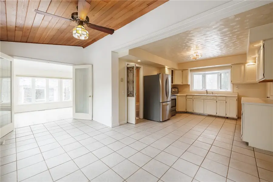 1055 Klem Road, Webster, NY 14580 - Image #2