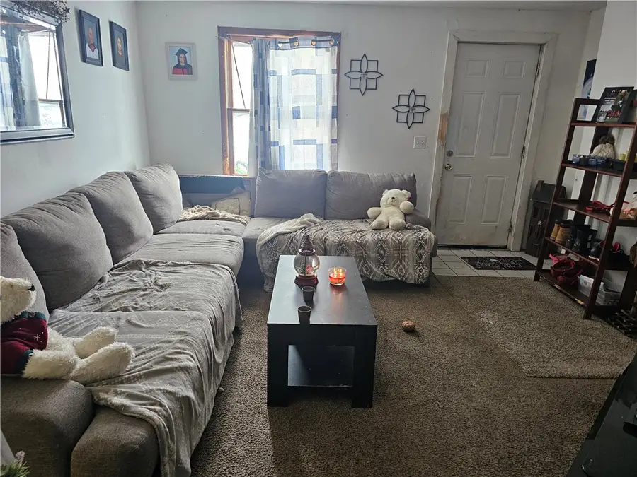 255 W Henry Street, Elmira, NY 14904 - #2