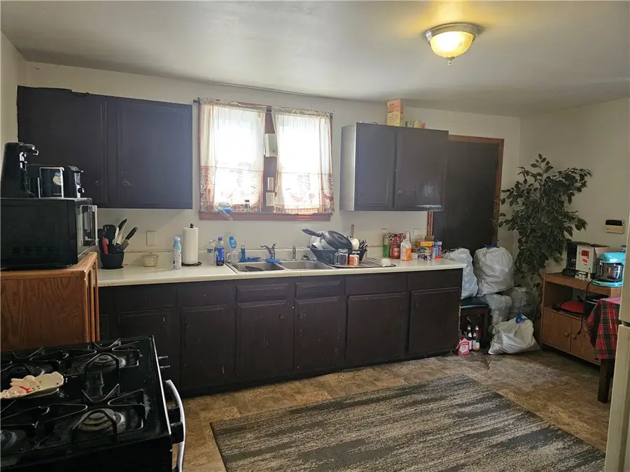 255 W Henry Street, Elmira, NY 14904 - #3