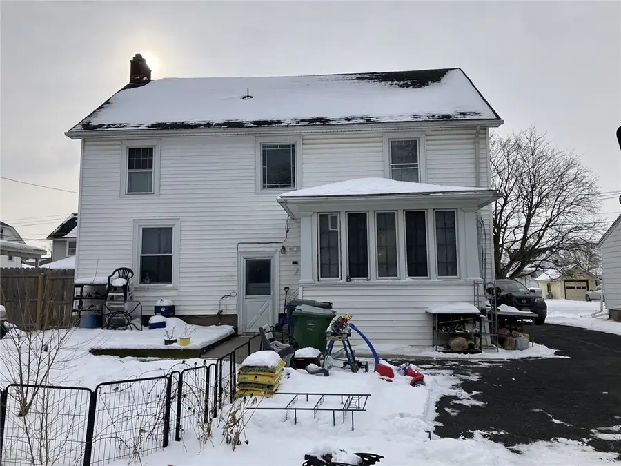 5 Freeman Avenue, Middleport, NY 14105 - Image #2