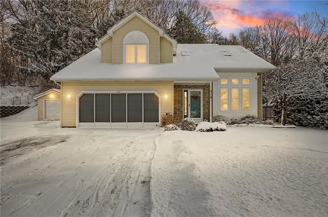 310 Willow Creek Lane, Rochester, NY 14622 - Image #1