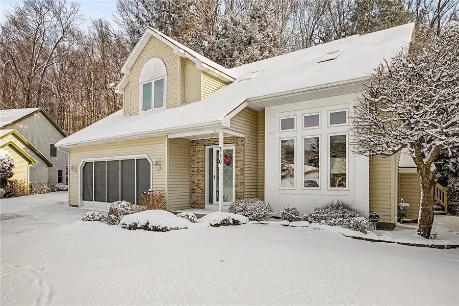 310 Willow Creek Lane, Rochester, NY 14622 - Image #2