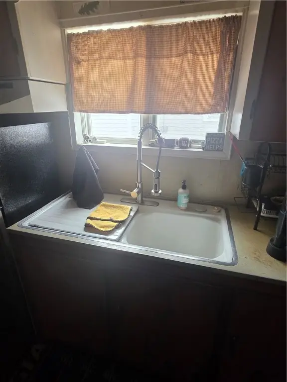 117 W Academy Street, Albion, NY 14411 - Image #2