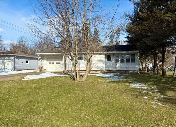 2989 East Avenue, Waterloo, NY 13165