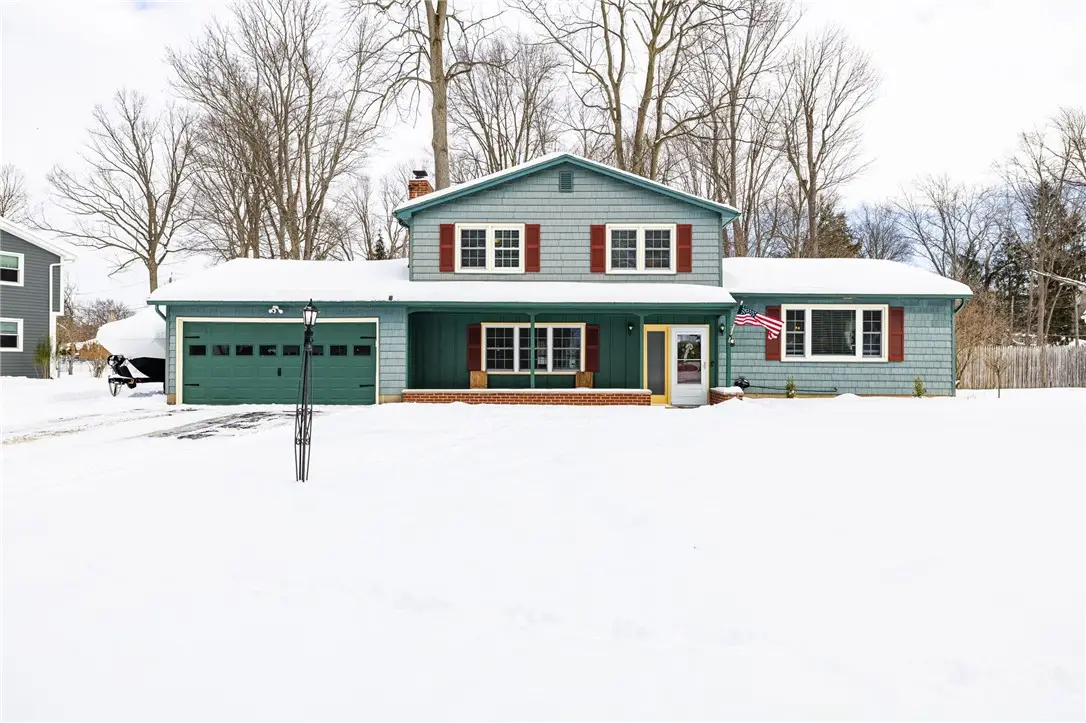 40 Crystal Springs Lane, Fairport, NY 14450 - Image #1