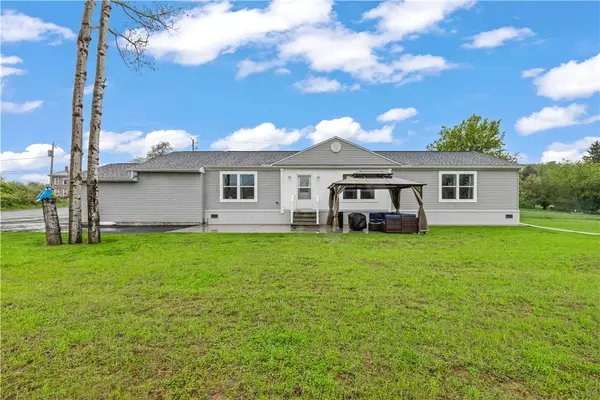 3854 Tari Lane, Holley, NY 14470