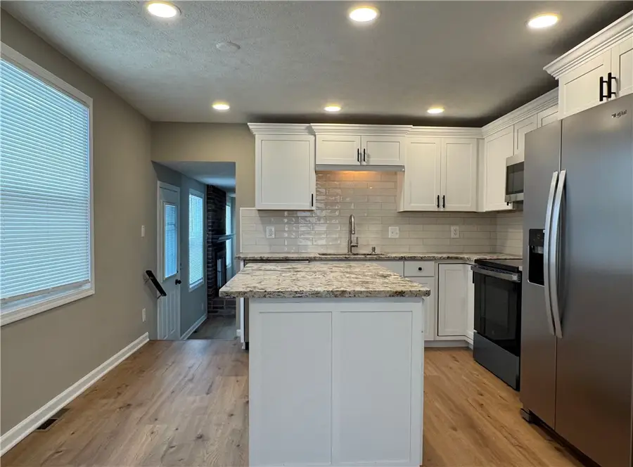 636 Embury Road, Rochester, NY 14625 - Image #3