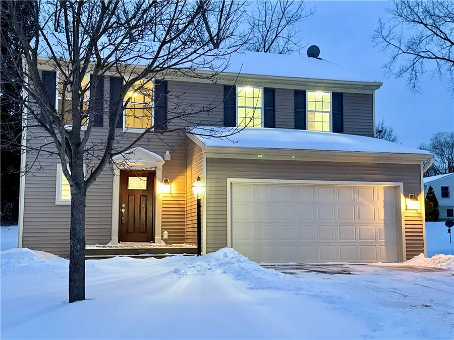 117 Coneflower Drive, West Henrietta, NY 14586 - Image #2