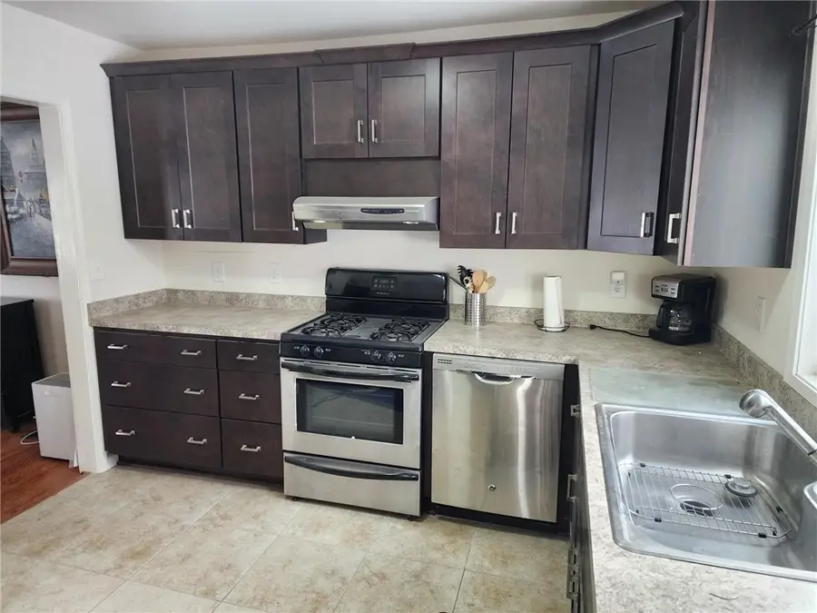 40 Maple Street, Geneva, NY 14456 - Image #2