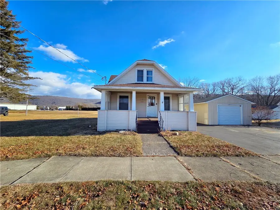 160 Mccauley Avenue, Elmira, NY 14903 - Image #2