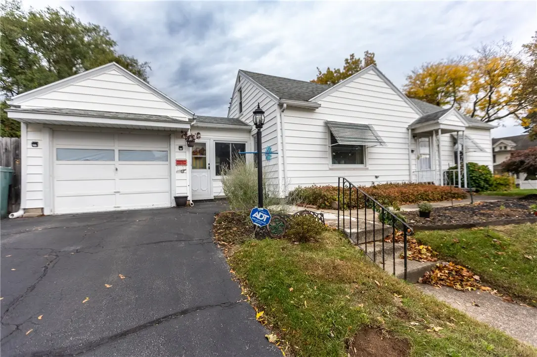 88 Colebourne Rd, Rochester, NY 14609 - Image #1