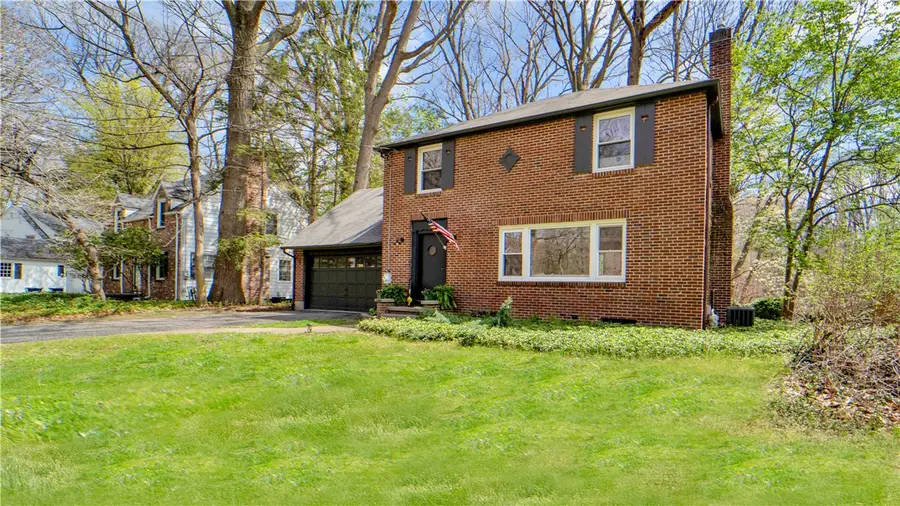 288 Oakridge Drive, Rochester, NY 14617 - Image #2