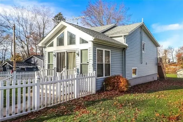 13305 Lakeview Drive, Waterport, NY 14571