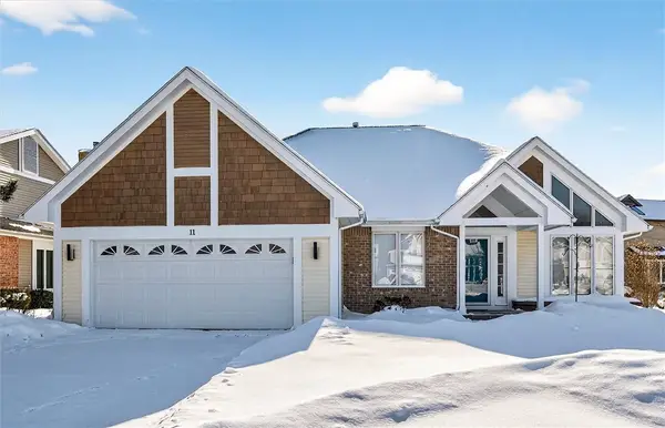 11 Hayfield Way, Pittsford, NY 14534