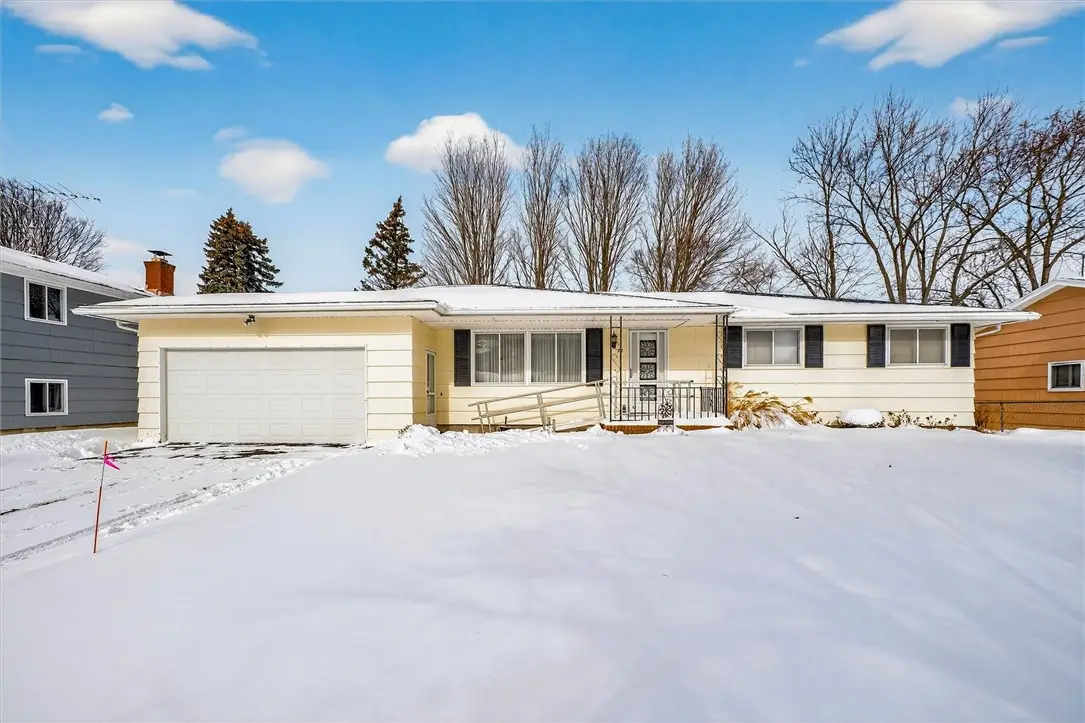 38 Valencia Drive, Rochester, NY 14606 - Image #1