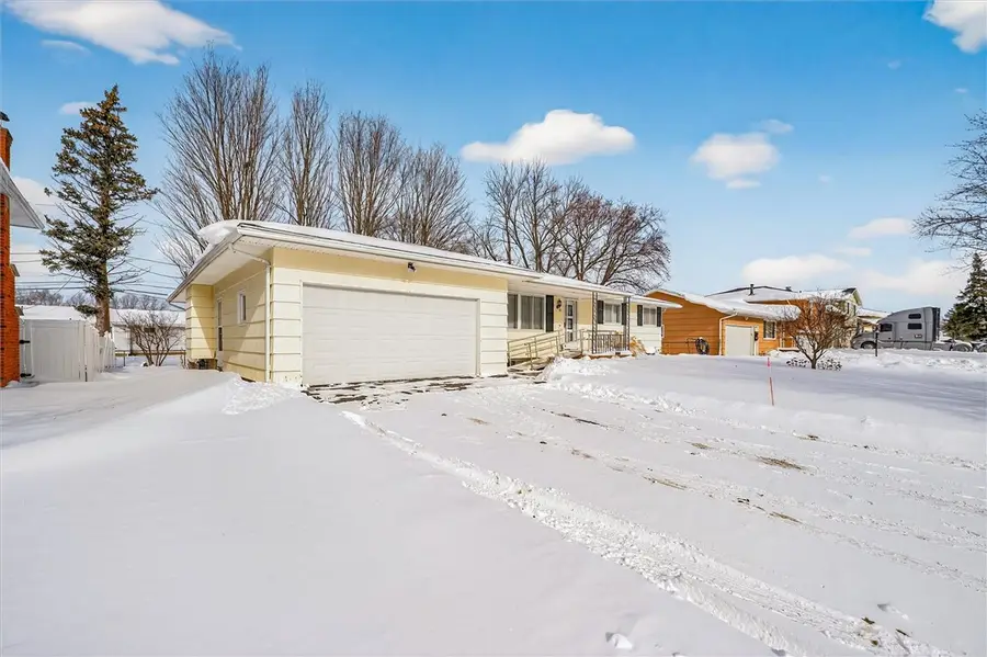 38 Valencia Drive, Rochester, NY 14606 - Image #3