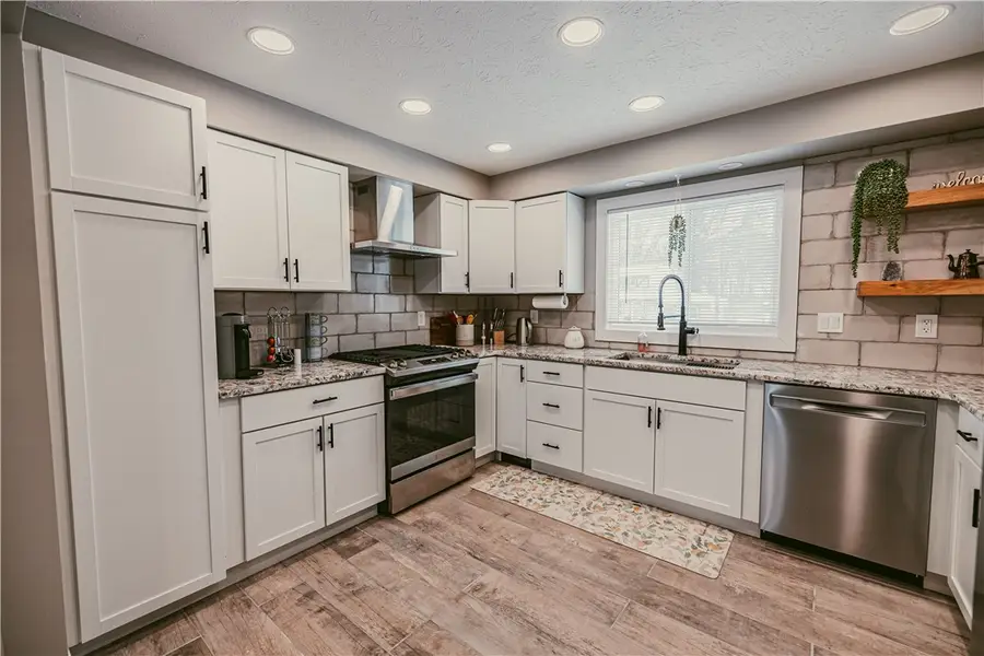 1385 Island Cottage Road, Rochester, NY 14612 - #3