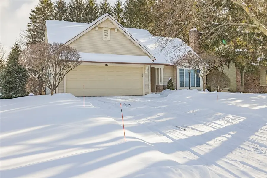 22 Bishops Court, Pittsford, NY 14534 - Image #2