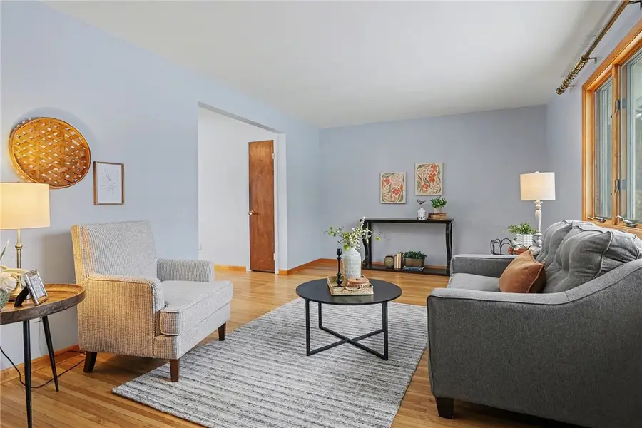 29 Amesbury Road, Rochester, NY 14623 - #3