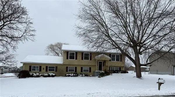 325 Meadowbrook Parkway E, Horseheads, NY 14845