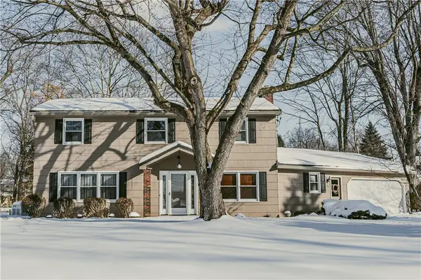 93 Matthew Drive, Fairport, NY 14450