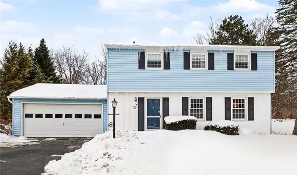 12 Queensberry Lane, Rochester, NY 14624