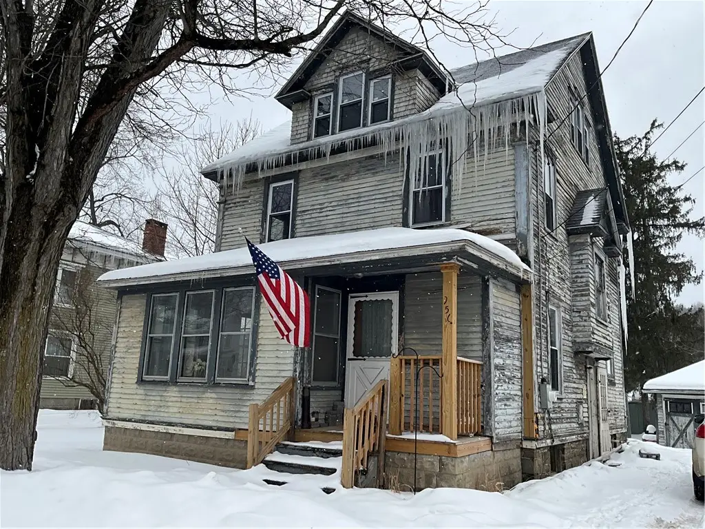 956 Main St, Locke, NY 13092 - #1