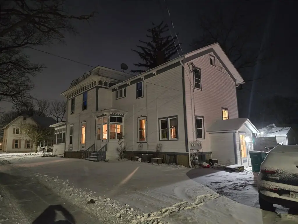 17 Mckenzie Street, Bergen, NY 14416 - #1