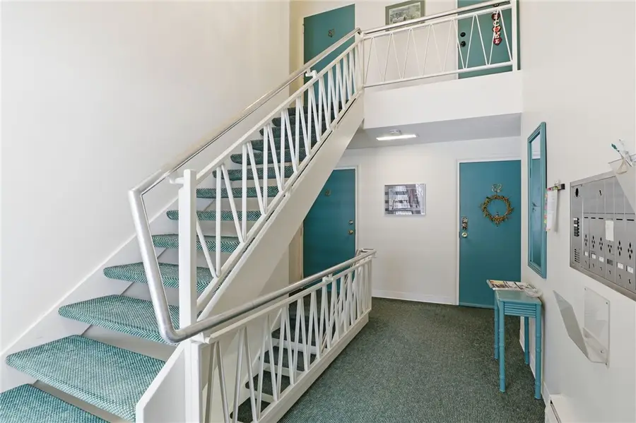 81 Lost Mountain Trail, Penfield, NY 14625 - #2