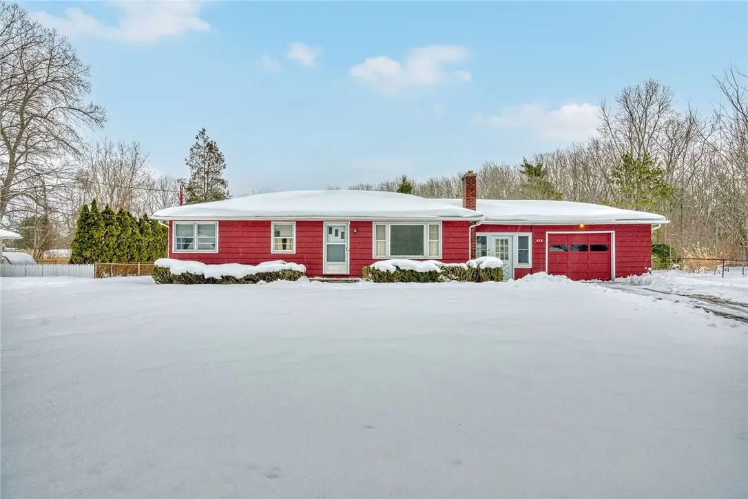 572 Holt Road, Webster, NY 14580 - #1