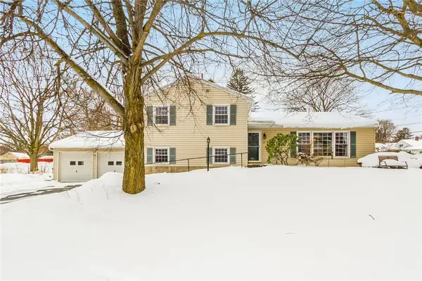 69 Stratton Road, Rochester, NY 14610