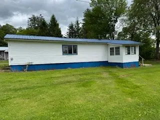 105 Loomis Lane, Sherburne, NY 13460