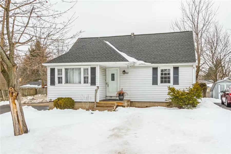 82 Youngs Avenue, Rochester, NY 14606 - #2