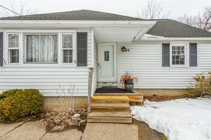 82 Youngs Avenue, Rochester, NY 14606 - #3