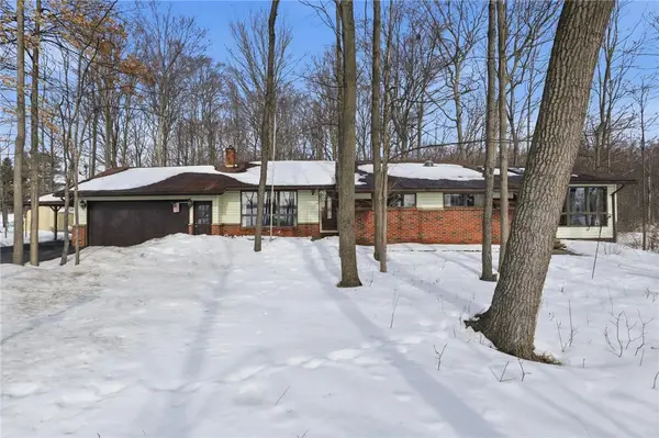 7693 Harris Road, Le Roy, NY 14482