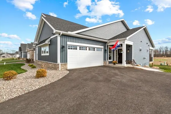 119 Cedarway Circle #405, Webster, NY 14580