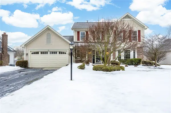 85 E Pointe, Fairport, NY 14450