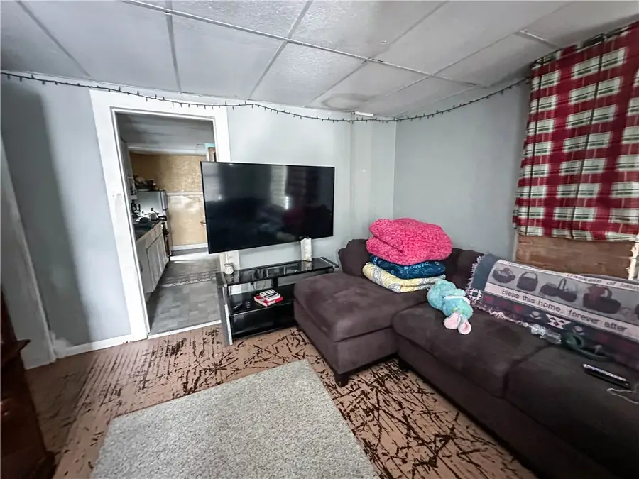 8 Lamont Place, Rochester, NY 14609 - #2