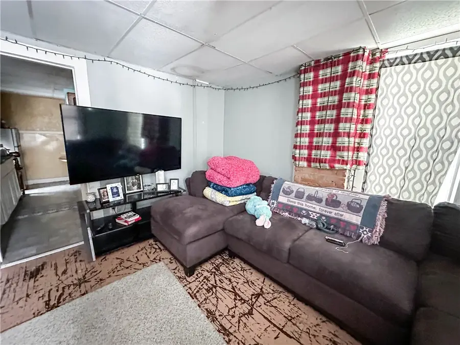 8 Lamont Place, Rochester, NY 14609 - #3