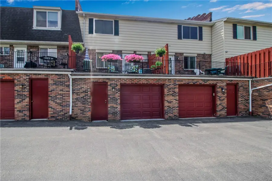 47 Stoneledge Court, Buffalo, NY 14221 - #2