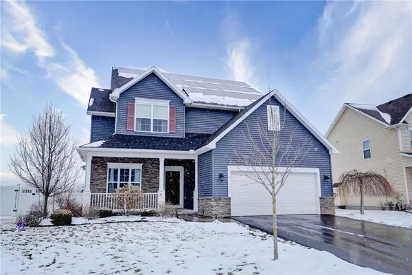 6 Etherington Cres, Churchville, NY 14428