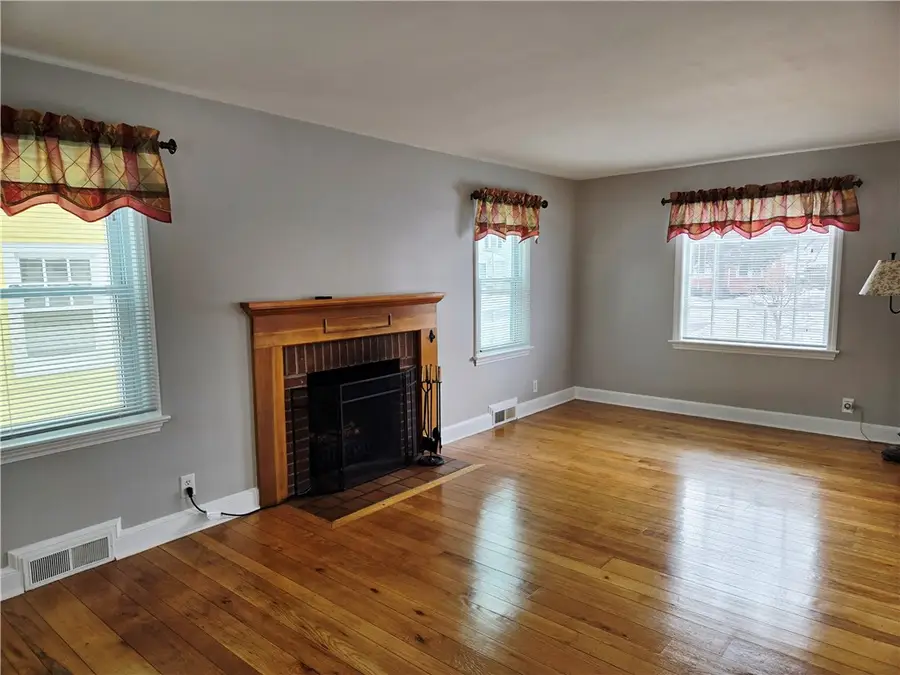 146 Burwell Road, Rochester, NY 14617 - #3