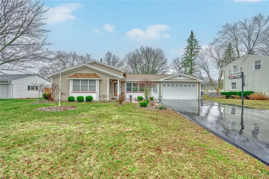 82 Mariposa Drive, Rochester, NY 14624 - #3