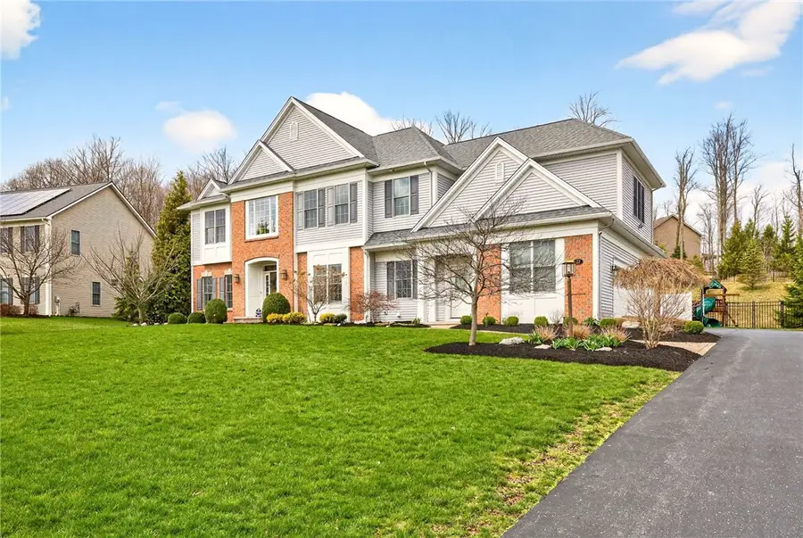 22 Greythorne Hill, Pittsford, NY 14534 - #2