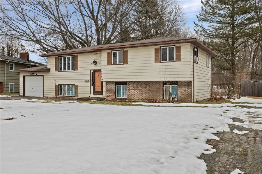 208 Mount Ridge Circle, Rochester, NY 14616 - #2