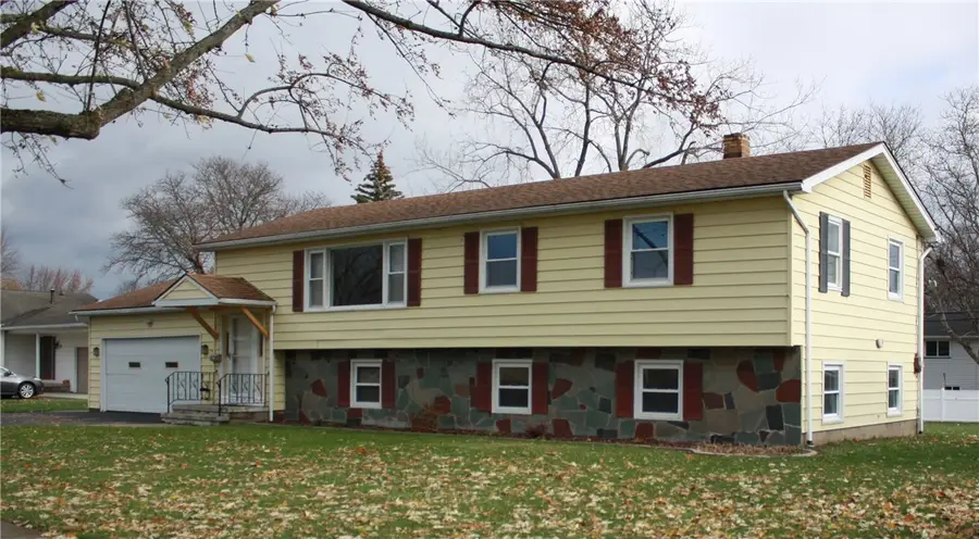 30 Green Acre Lane, Rochester, NY 14624 - #2