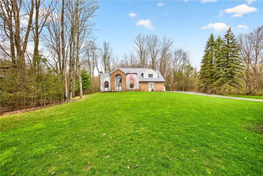 1220 Sagebrook, Webster, NY 14580 - #3
